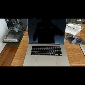 MacBook Pro 2019 16-inch